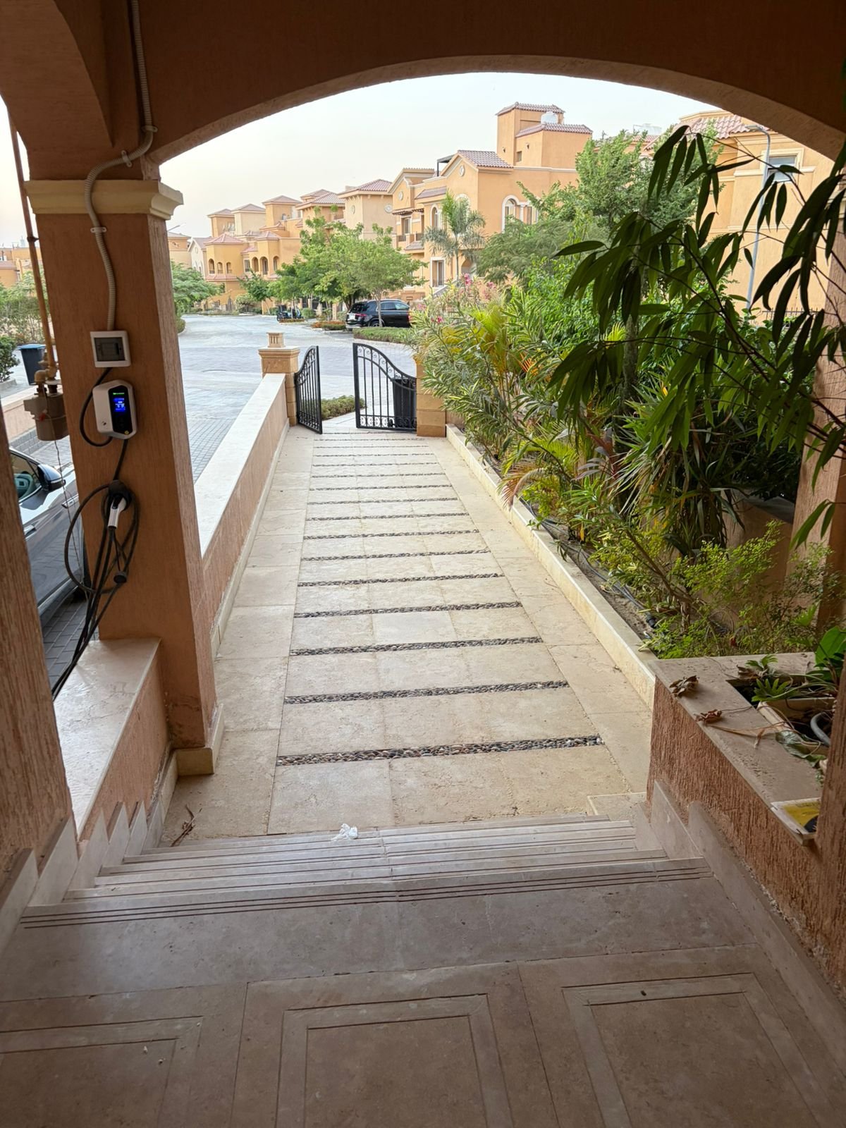 Twin House | Leena Springs